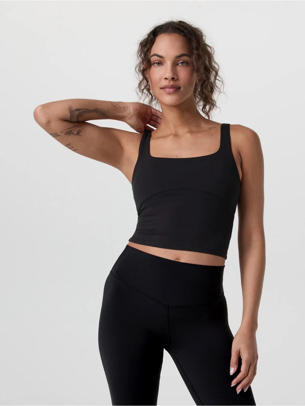 Vuori Classic Square-Neck Crop Tank - Black